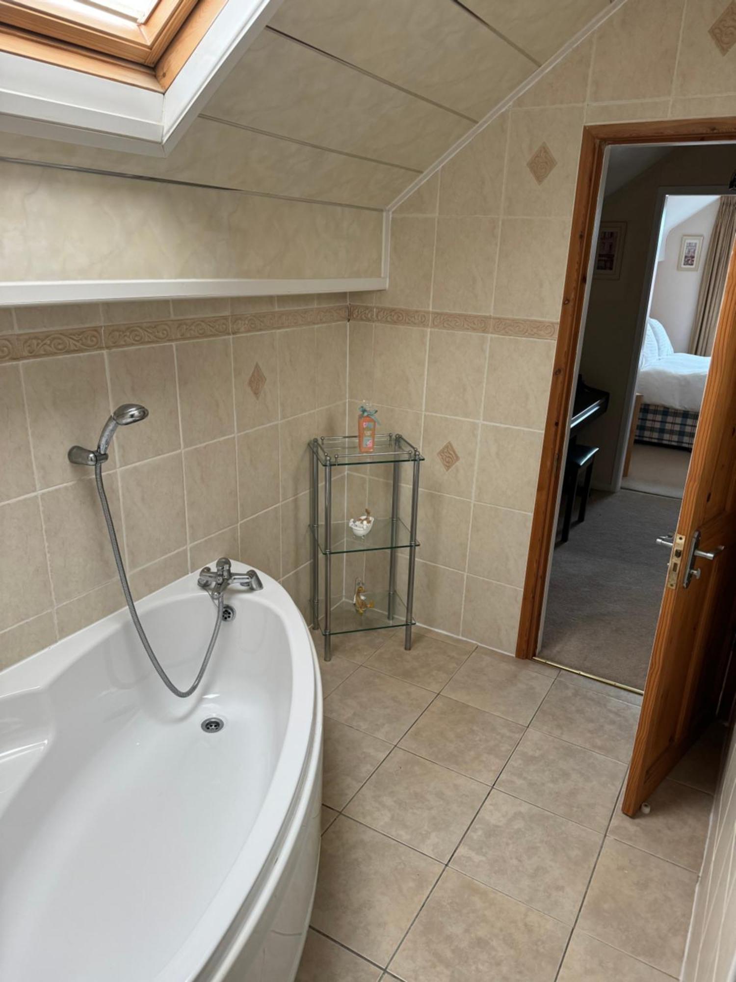 Linden Ave Bungalow Thornton  المظهر الخارجي الصورة