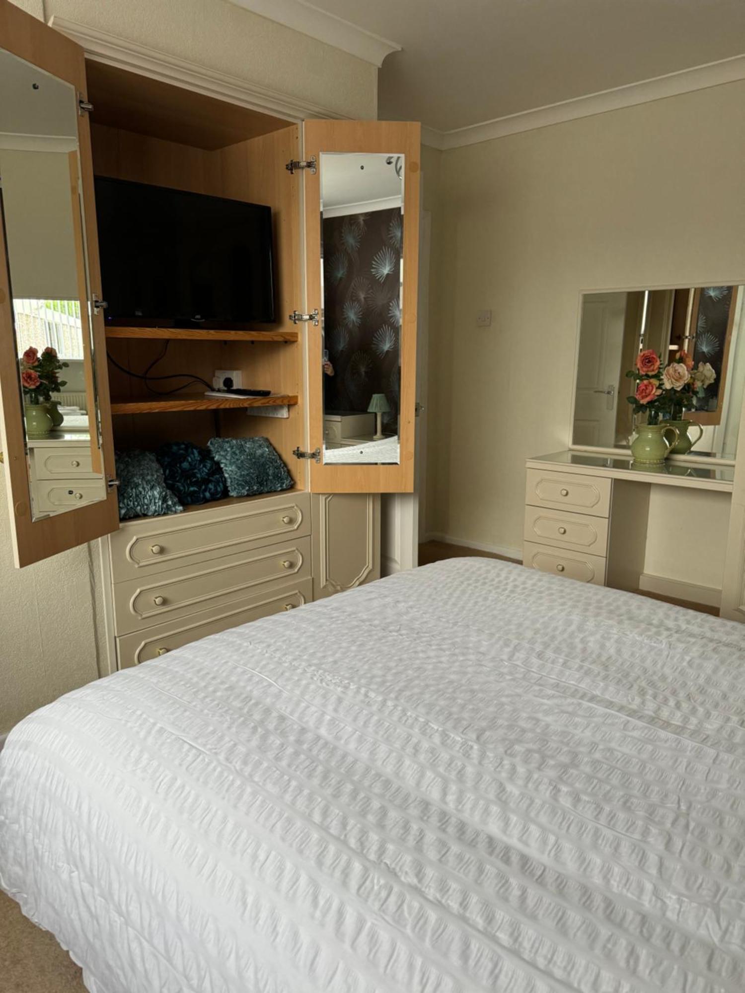 Linden Ave Bungalow Thornton  المظهر الخارجي الصورة